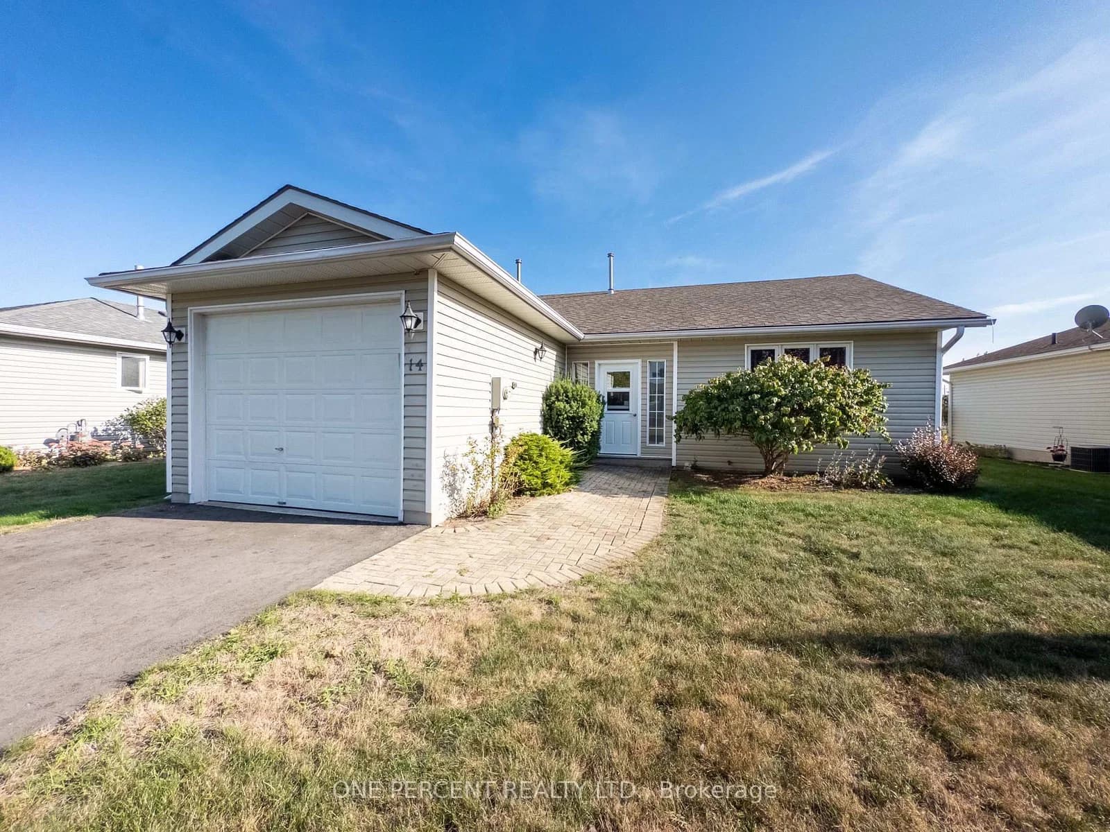 Photo of Elmdale Drive in Prince Edward County · Wellington Ward