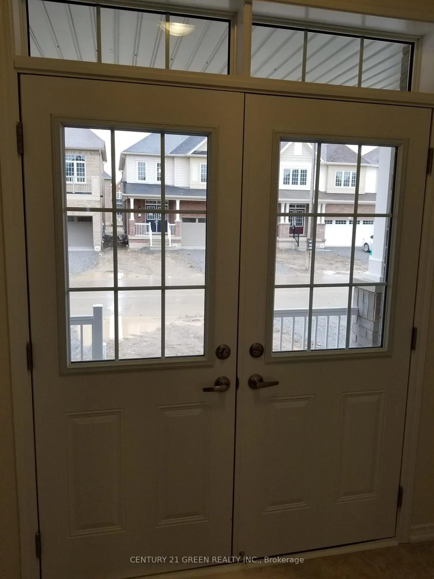 Sara Drive in Thorold · Hurricane/Merrittville — photo 2