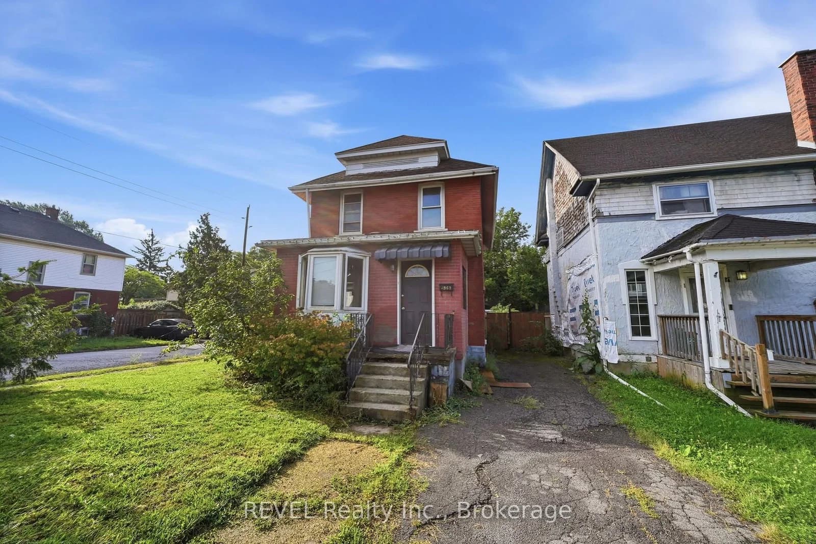 Willmott Street in Niagara Falls · Cherrywood — photo 2
