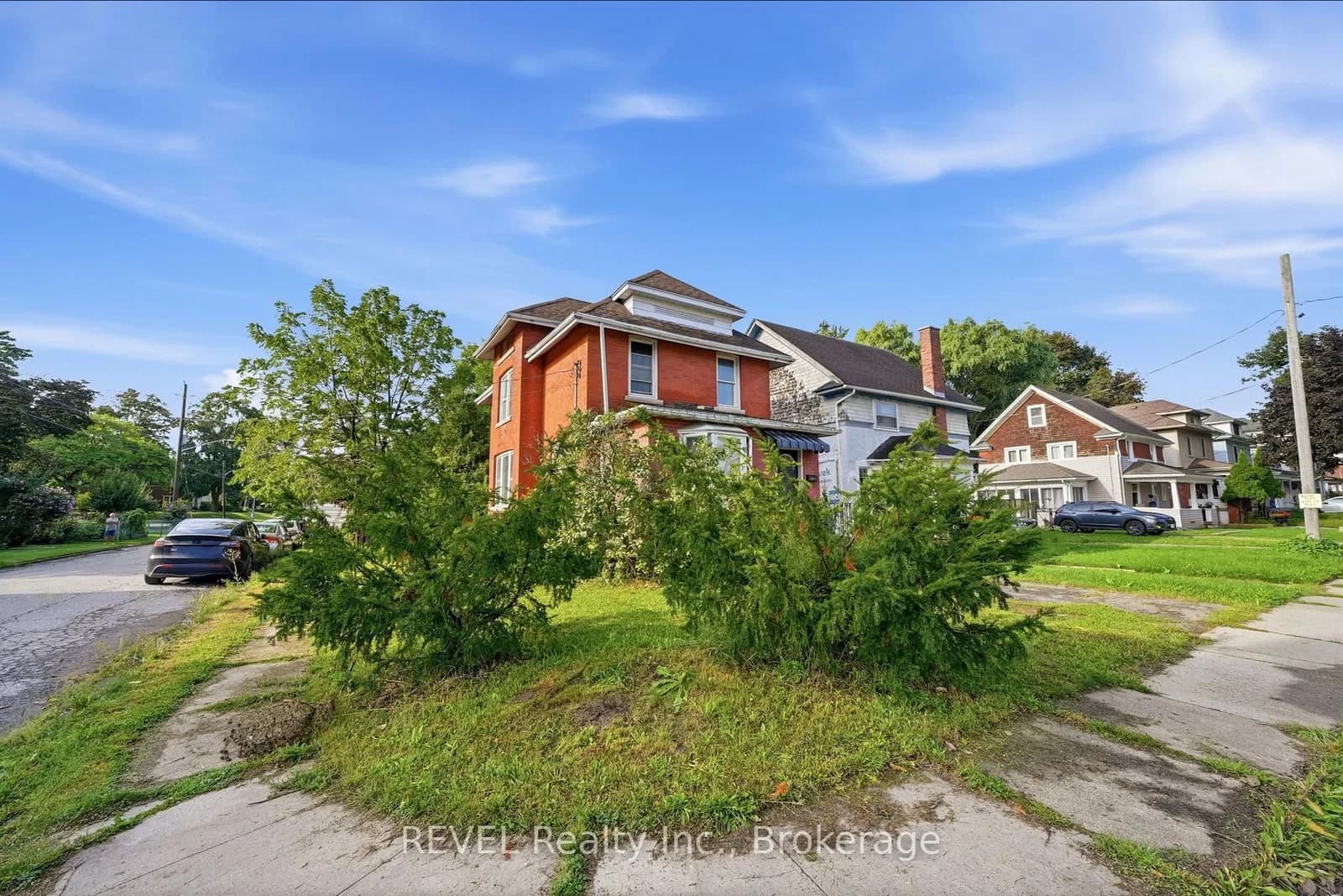Willmott Street in Niagara Falls · Cherrywood — photo 3