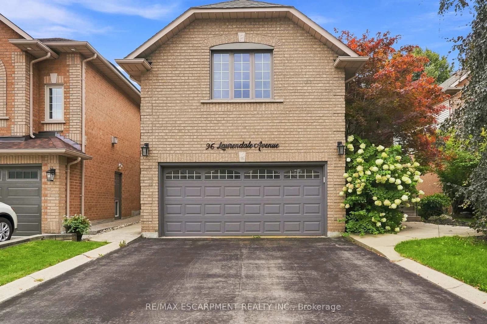 Photo of Laurendale Avenue in Hamilton · Waterdown