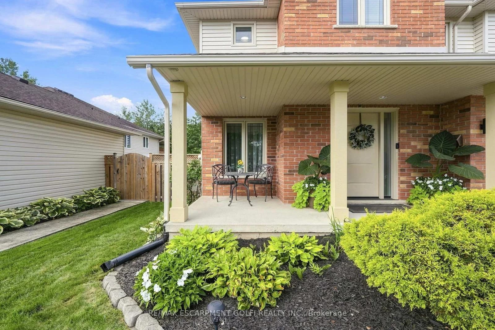 Foxtail Avenue in Welland · West Welland — photo 3