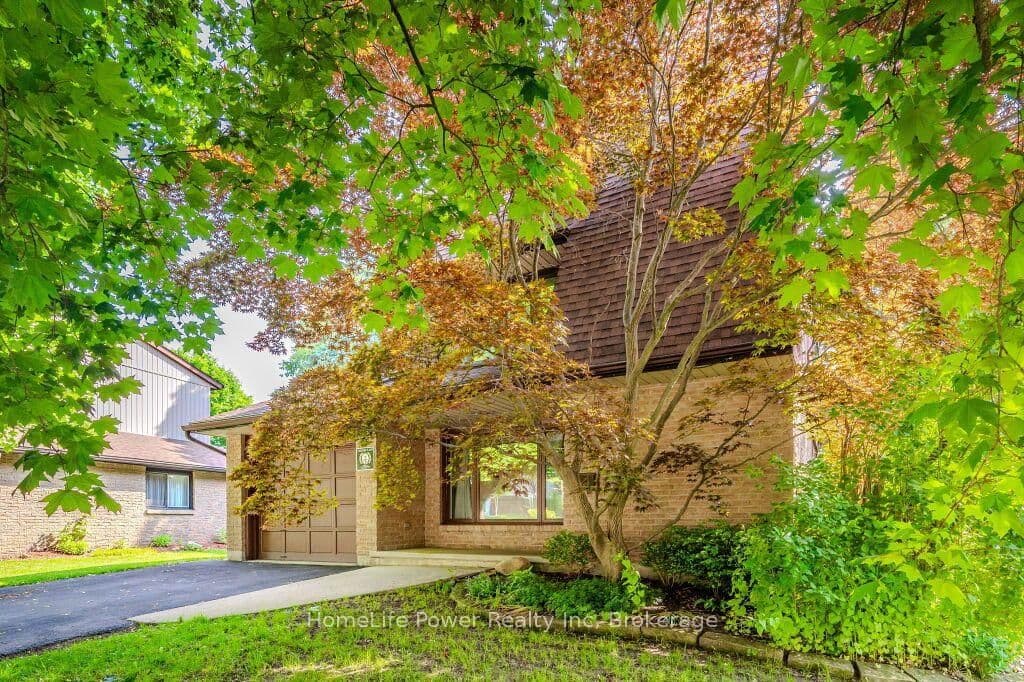 Ferman Drive in Guelph · Willow West/Sugarbush/West Acres — photo 3