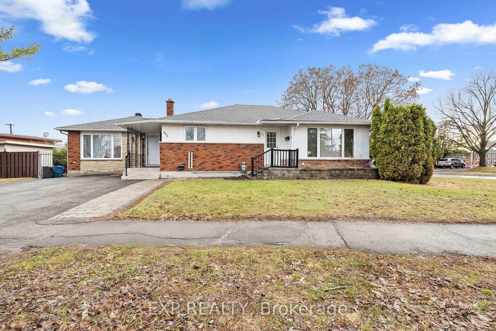 Photo of Claude Street in Ottawa · Castle Heights/Rideau High