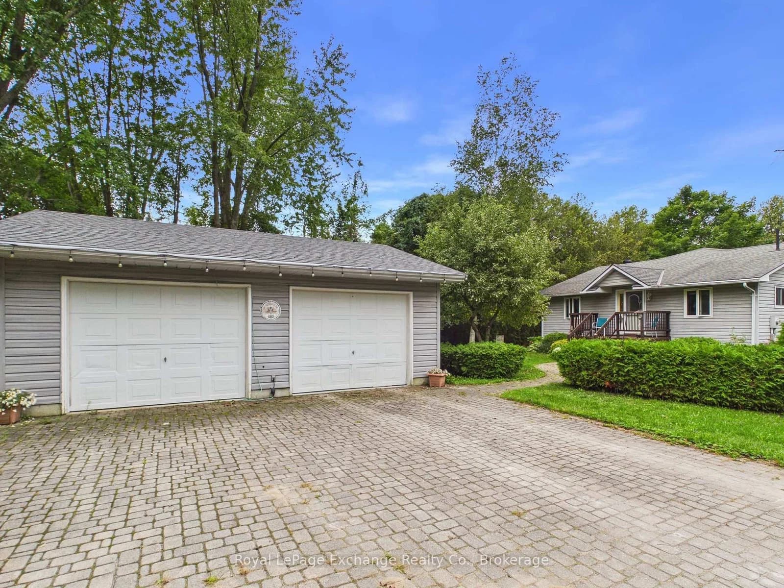McConnell Drive in Kincardine · Kincardine — photo 3