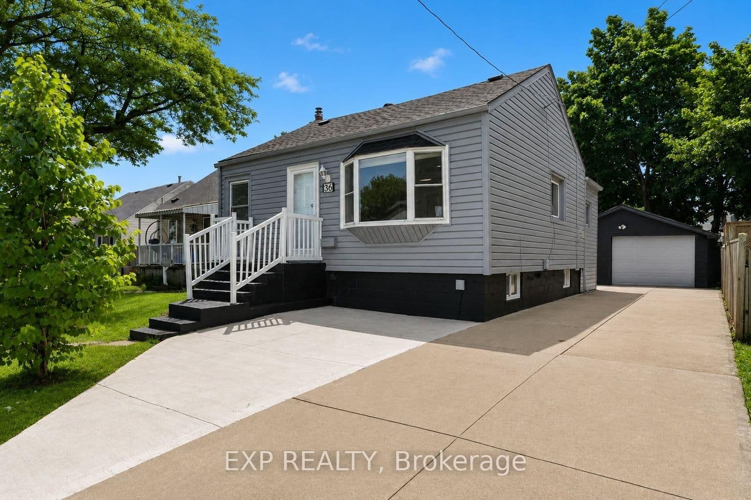 Mahony Avenue in Hamilton · Normanhurst — photo 3